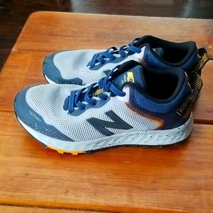 New Balance boys shoes